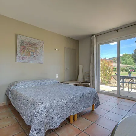 Hotel Les Residences De Metifiot 3*